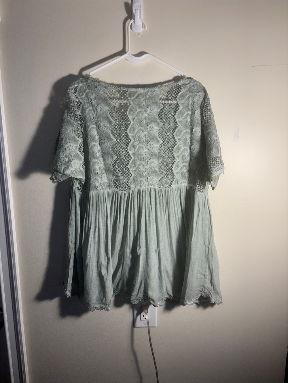 POL Mint Green Lace Yoke Tunic Top